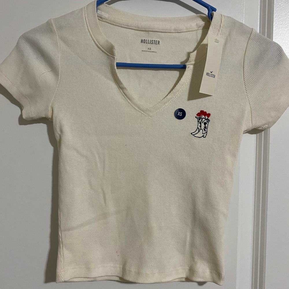 Hollister White V-Neck Tee with Red Embroidered Boots